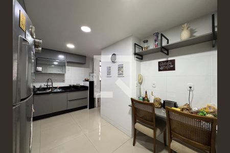 Apartamento à venda com 130m², 2 quartos e 1 vaga Apartamento à venda com 130m², 2 quartos e 1 vagaCozinha e Área de Serviço
