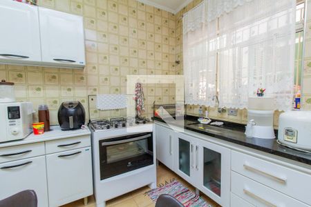 Casa à venda com 74m², 3 quartos e 2 vagas Casa à venda com 74m², 3 quartos e 2 vagasCozinha