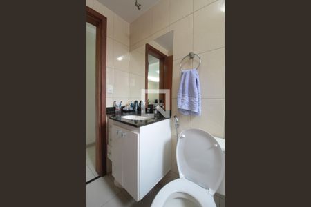 Apartamento à venda com 105m², 3 quartos e 3 vagasBanheiro Social