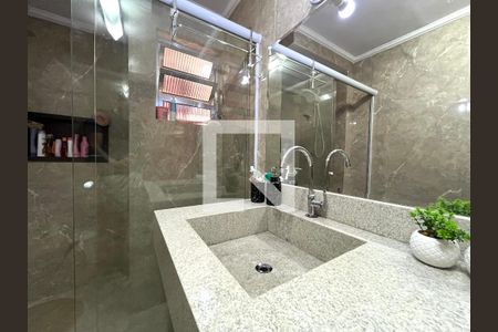Apartamento à venda com 100m², 2 quartos e 1 vaga Apartamento à venda com 100m², 2 quartos e 1 vagaBanheiro