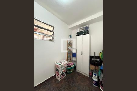 Apartamento à venda com 100m², 2 quartos e 1 vaga Apartamento à venda com 100m², 2 quartos e 1 vagaQuarto de Serviço