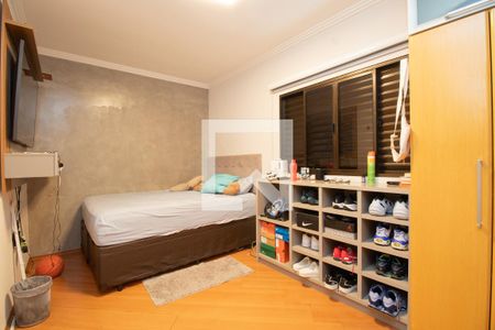 Casa à venda com 418m², 4 quartos e 6 vagasQuarto 2