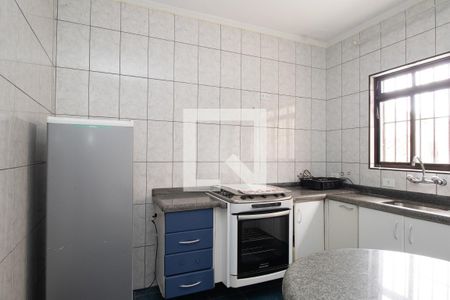 Casa à venda com 418m², 4 quartos e 6 vagasPiscina - Cozinha