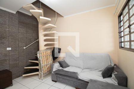 Casa à venda com 418m², 4 quartos e 6 vagasPiscina - Sala