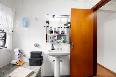 Casa à venda com 418m², 4 quartos e 6 vagasBanheiro