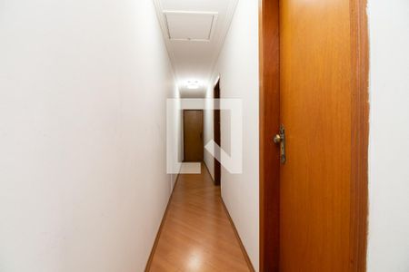 Casa à venda com 418m², 4 quartos e 6 vagasCorredor