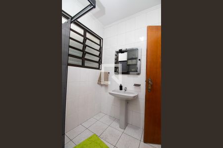 Casa à venda com 418m², 4 quartos e 6 vagasPiscina - Banheiro