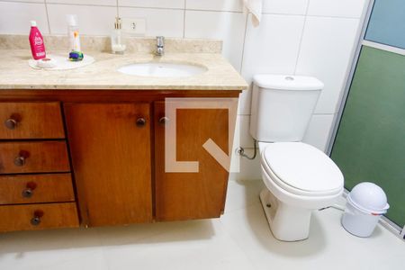 Casa à venda com 160m², 3 quartos e 2 vagas Casa à venda com 160m², 3 quartos e 2 vagasBanheiro