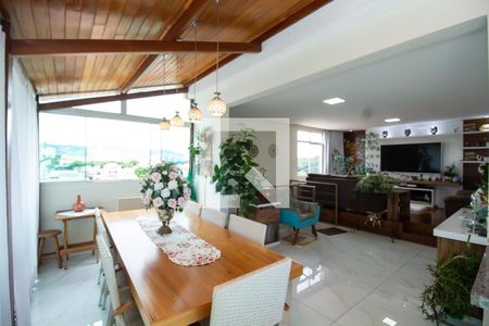 Apartamento à venda com 150m², 3 quartos e 2 vagasSala