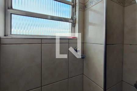 Apartamento à venda com 49m², 2 quartos e 1 vaga Apartamento à venda com 49m², 2 quartos e 1 vagaBanheiro