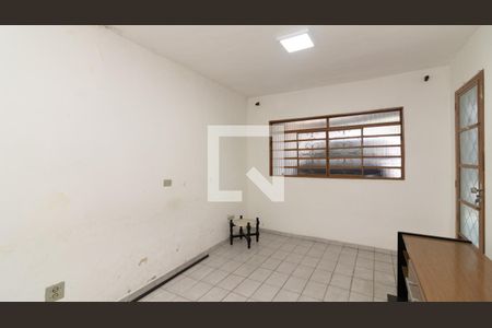 Casa à venda com 207m², 4 quartos e 2 vagas Casa à venda com 207m², 4 quartos e 2 vagasSala - Casa 2