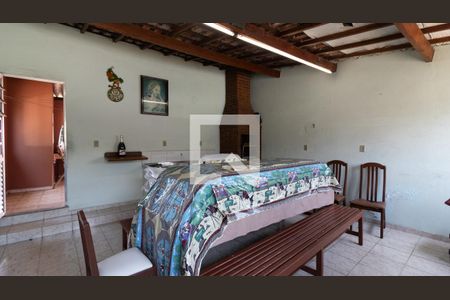 Casa à venda com 207m², 4 quartos e 2 vagas Casa à venda com 207m², 4 quartos e 2 vagasEspaço Gourmet