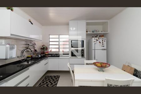 Casa à venda com 207m², 4 quartos e 2 vagas Casa à venda com 207m², 4 quartos e 2 vagasCozinha - Casa 1