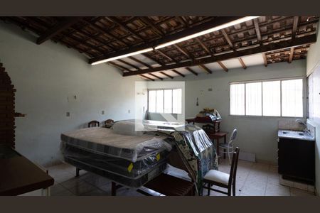 Casa à venda com 207m², 4 quartos e 2 vagas Casa à venda com 207m², 4 quartos e 2 vagasEspaço Gourmet