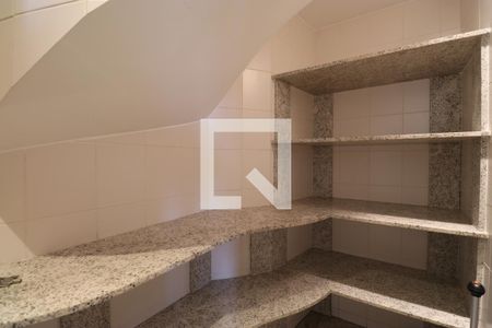 Apartamento à venda com 480m², 4 quartos e 5 vagasDespensa
