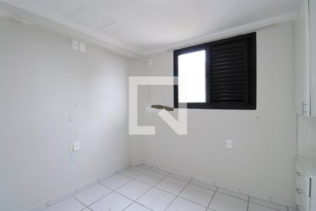 Apartamento à venda com 480m², 4 quartos e 5 vagasQuarto de Serviço 2