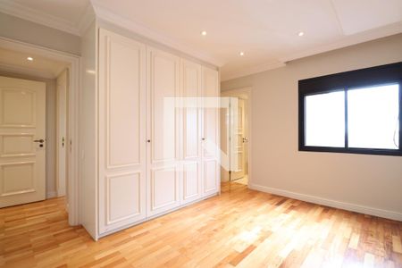 Apartamento à venda com 480m², 4 quartos e 5 vagasSuíte 1