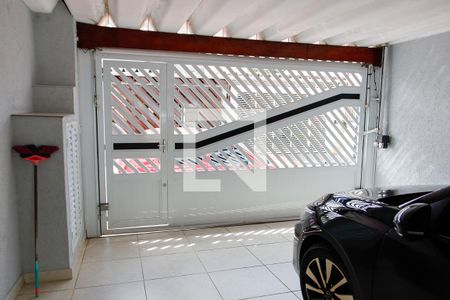 Casa à venda com 150m², 3 quartos e 4 vagas Casa à venda com 150m², 3 quartos e 4 vagasGaragem