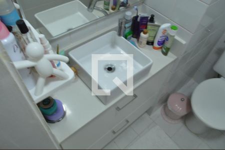 Apartamento à venda com 74m², 3 quartos e 1 vaga Apartamento à venda com 74m², 3 quartos e 1 vagaBanheiro da Suíte 1