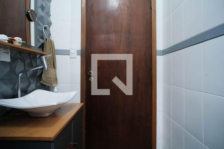 Casa à venda com 150m², 3 quartos e 2 vagasBanheiro 2