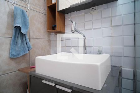 Casa à venda com 150m², 3 quartos e 2 vagasBanheiro