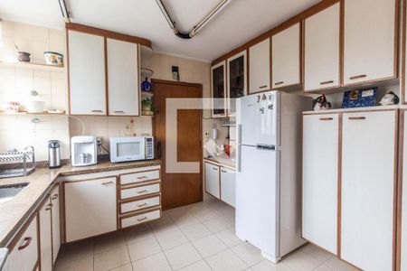 Apartamento à venda com 160m², 3 quartos e 3 vagasCozinha