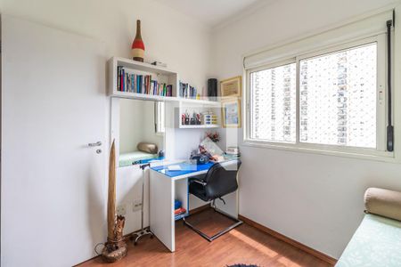 Apartamento à venda com 115m², 3 quartos e 2 vagasQuarto 2