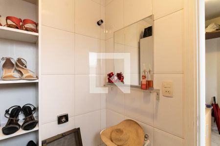 Apartamento à venda com 174m², 3 quartos e 3 vagas Apartamento à venda com 174m², 3 quartos e 3 vagasBanheiro de Serviço