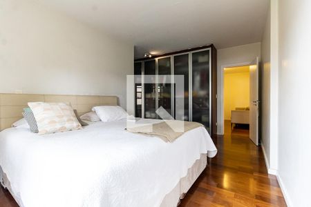 Apartamento à venda com 174m², 3 quartos e 3 vagas Apartamento à venda com 174m², 3 quartos e 3 vagasSuíte 1