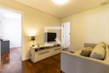Apartamento à venda com 174m², 3 quartos e 3 vagas Apartamento à venda com 174m², 3 quartos e 3 vagasSala Íntima