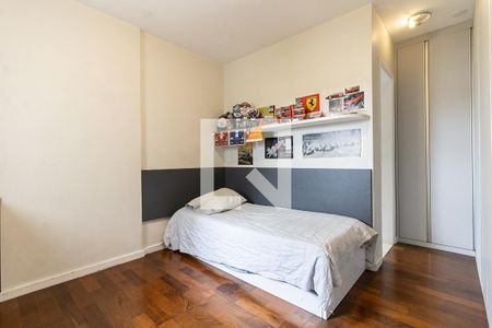 Apartamento à venda com 174m², 3 quartos e 3 vagas Apartamento à venda com 174m², 3 quartos e 3 vagasSuíte 2