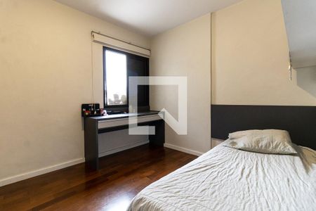 Apartamento à venda com 174m², 3 quartos e 3 vagas Apartamento à venda com 174m², 3 quartos e 3 vagasSuíte 2