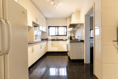 Apartamento à venda com 174m², 3 quartos e 3 vagas Apartamento à venda com 174m², 3 quartos e 3 vagasCozinha