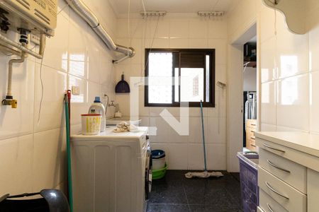 Apartamento à venda com 174m², 3 quartos e 3 vagas Apartamento à venda com 174m², 3 quartos e 3 vagasLavanderia