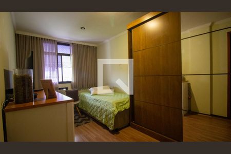 Apartamento à venda com 333m², 4 quartos e 3 vagas Apartamento à venda com 333m², 4 quartos e 3 vagasSuíte 3