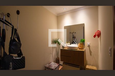 Apartamento à venda com 333m², 4 quartos e 3 vagas Apartamento à venda com 333m², 4 quartos e 3 vagasBanheiro da Suíte 1