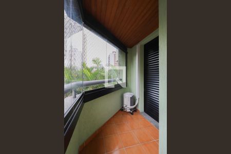 Apartamento à venda com 103m², 3 quartos e 2 vagas Apartamento à venda com 103m², 3 quartos e 2 vagasVaranda da Suíte