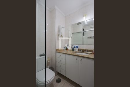 Apartamento à venda com 103m², 3 quartos e 2 vagas Apartamento à venda com 103m², 3 quartos e 2 vagasBanheiro da Suíte