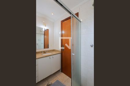 Apartamento à venda com 103m², 3 quartos e 2 vagas Apartamento à venda com 103m², 3 quartos e 2 vagasBanheiro