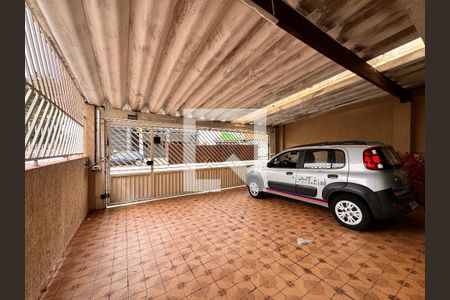 Casa à venda com 265m², 3 quartos e 3 vagas Casa à venda com 265m², 3 quartos e 3 vagasGaragem