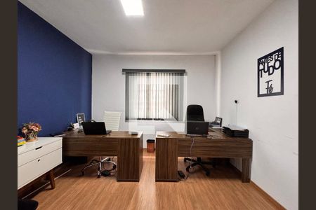 Casa à venda com 265m², 3 quartos e 3 vagas Casa à venda com 265m², 3 quartos e 3 vagasQuarto 3