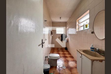 Casa à venda com 265m², 3 quartos e 3 vagas Casa à venda com 265m², 3 quartos e 3 vagasBanheiro