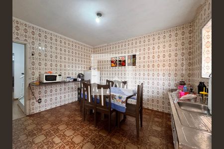Casa à venda com 265m², 3 quartos e 3 vagas Casa à venda com 265m², 3 quartos e 3 vagasCozinha
