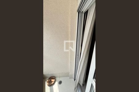 Apartamento à venda com 89m², 3 quartos e 2 vagas Apartamento à venda com 89m², 3 quartos e 2 vagasQuarto 1 Varanda