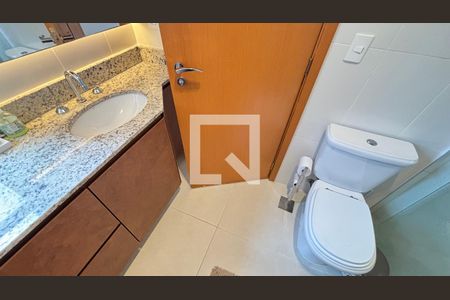Apartamento à venda com 89m², 3 quartos e 2 vagas Apartamento à venda com 89m², 3 quartos e 2 vagasBanheiro da Suíte