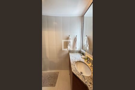 Apartamento à venda com 89m², 3 quartos e 2 vagas Apartamento à venda com 89m², 3 quartos e 2 vagasBanheiro da Suíte