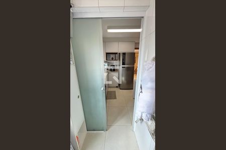 Apartamento à venda com 89m², 3 quartos e 2 vagas Apartamento à venda com 89m², 3 quartos e 2 vagasÁrea de Serviço