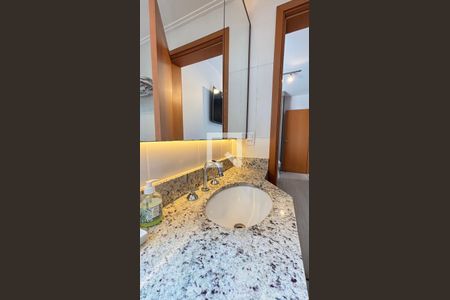 Apartamento à venda com 89m², 3 quartos e 2 vagas Apartamento à venda com 89m², 3 quartos e 2 vagasBanheiro da Suíte