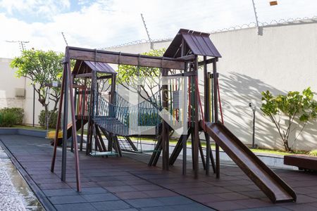 Apartamento à venda com 84m², 3 quartos e 2 vagas Apartamento à venda com 84m², 3 quartos e 2 vagasÁrea comum - Playground