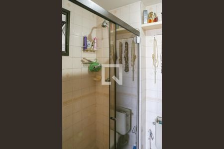 Apartamento à venda com 84m², 3 quartos e 2 vagas Apartamento à venda com 84m², 3 quartos e 2 vagasBanheiro da Suíte